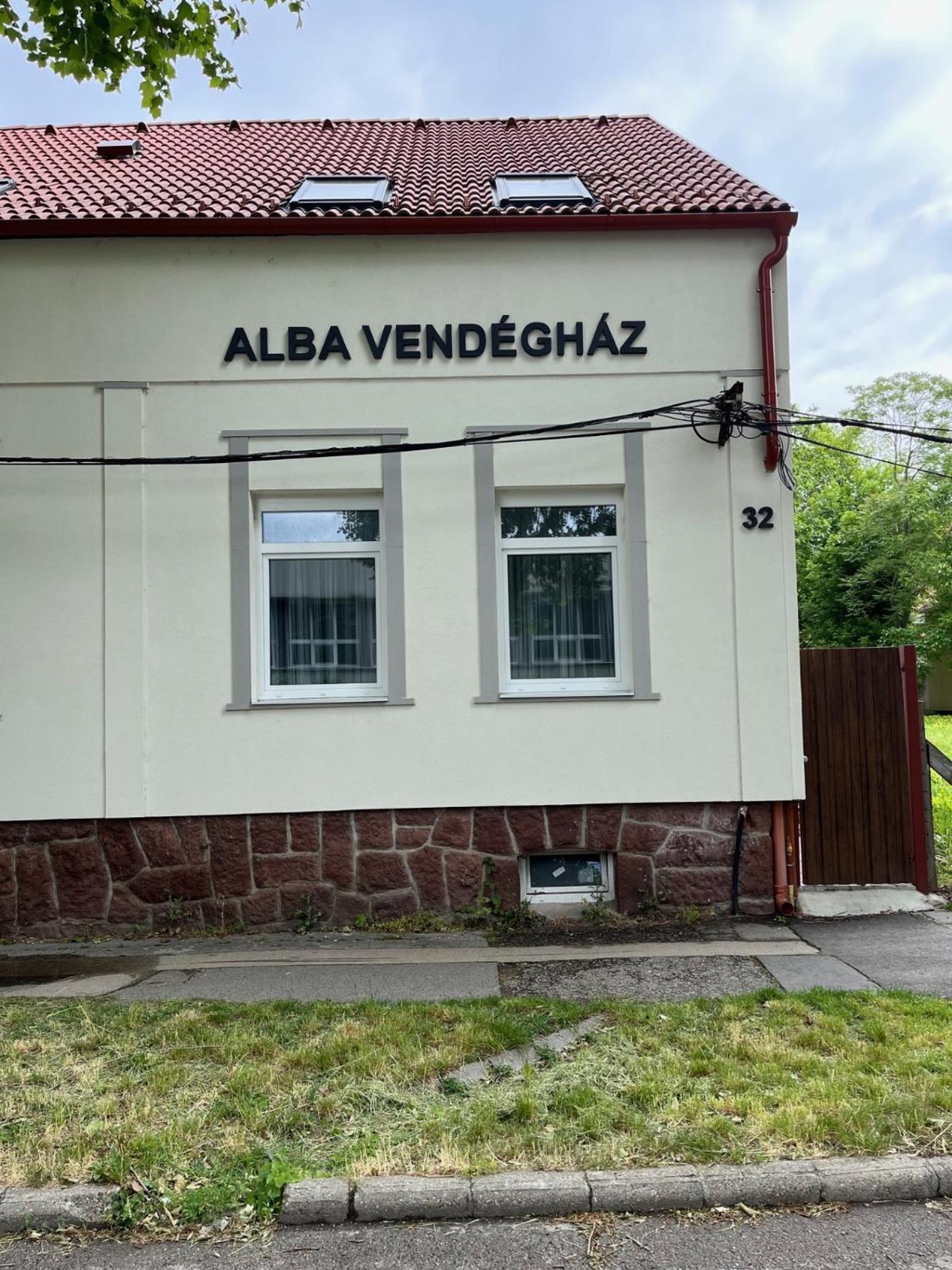 Alba Vendeghaz Hotel Székesfehérvár Eksteriør billede